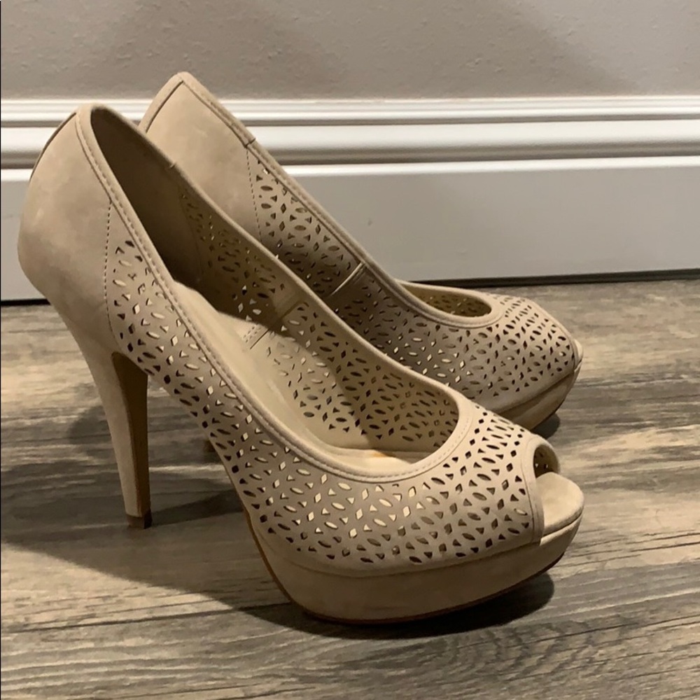 Apt 9 Beige Heels